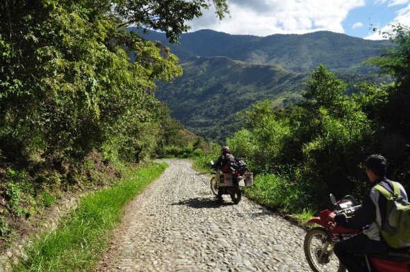 yungas-road-08