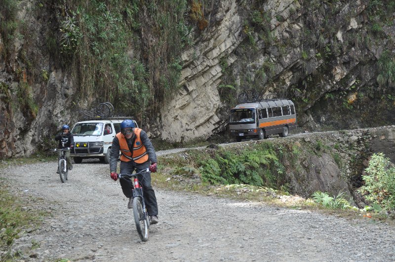 yungas-road-17